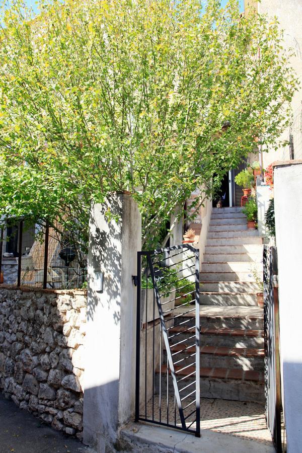 B&B Porchiano Del Monte Amelia Εξωτερικό φωτογραφία